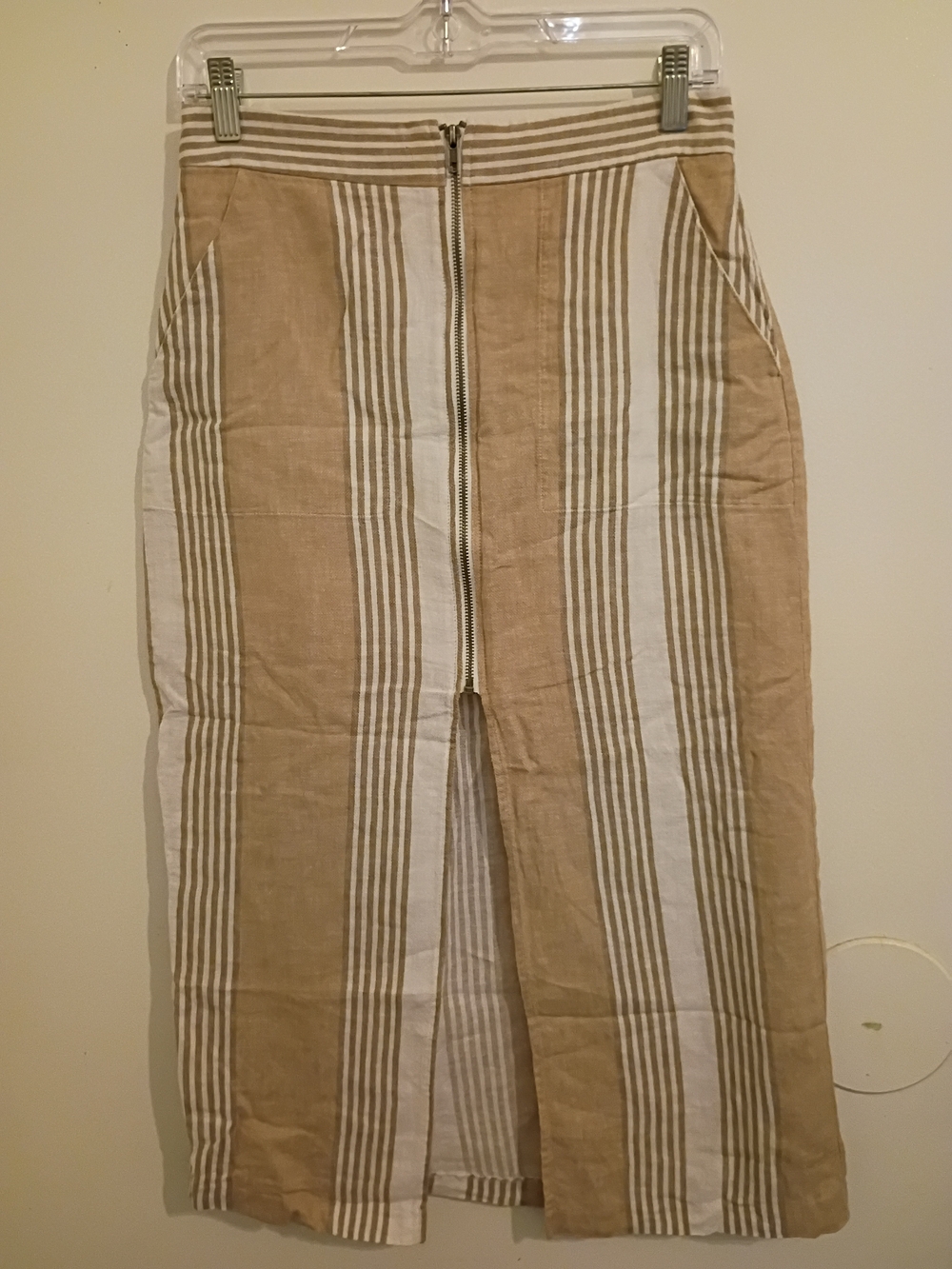 BCBGeneration Beige and White Vertical Stripe Linen Blend Midi Skirt Sz 6